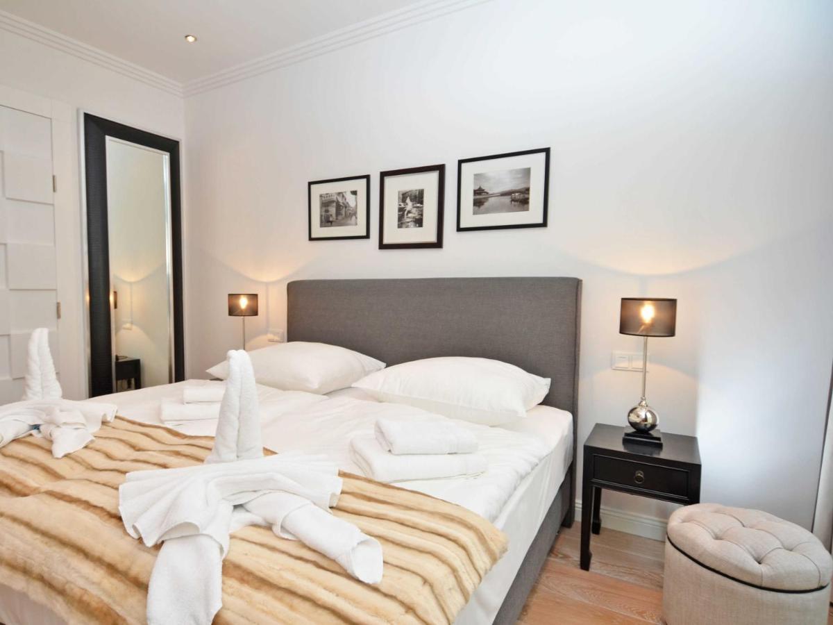 Villa "Johanna" Sellin - Wg13 Mit Kamin Und Zwei Balkonen Kültér fotó